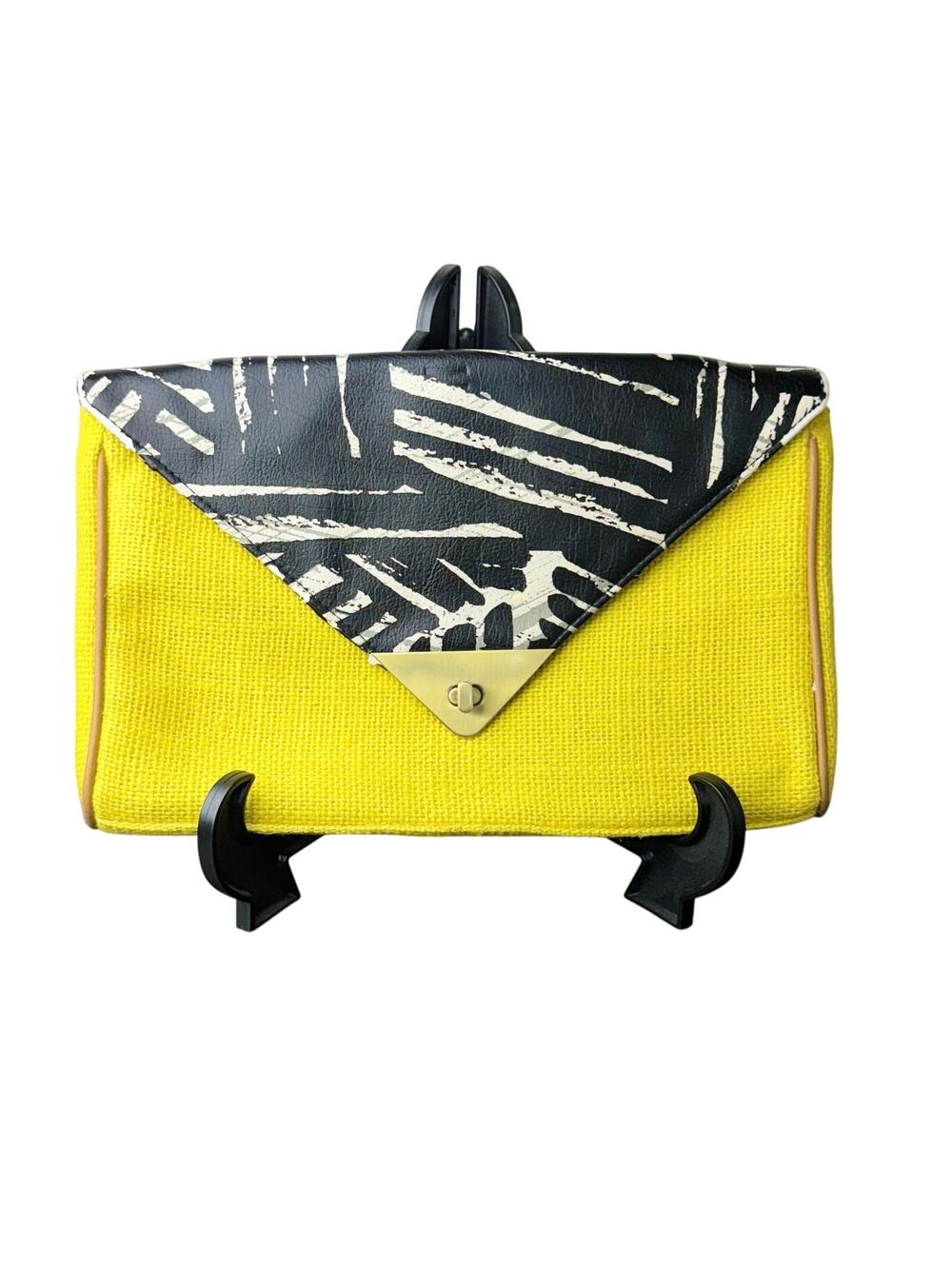 Women's Vintage Mossimo Yellow & Black Retro Old Money Shoulder Purse Clutch Y2K